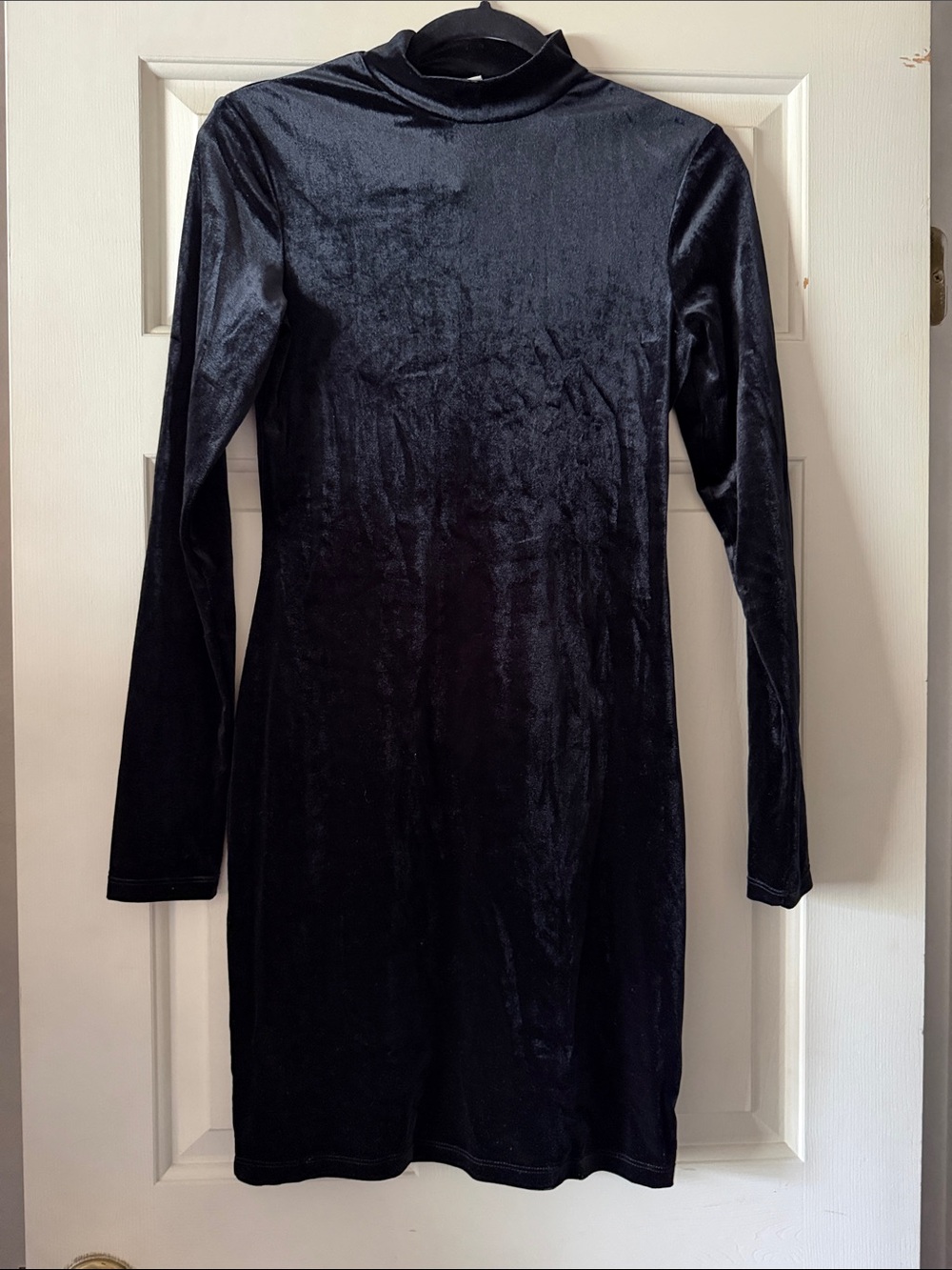 Women's Black Velvet Long-Sleeve Mock Neck Dress